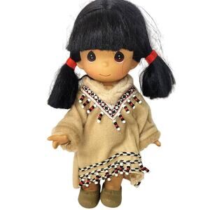 8 1/2" Vintage Precious Moments Doll Nahkeen, Alaska Children of the World Dolls